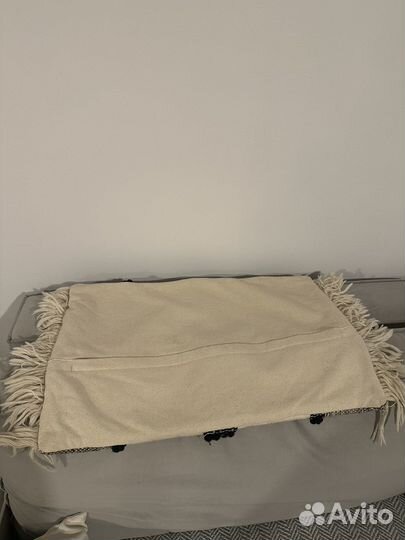 Чехол на подушку hm