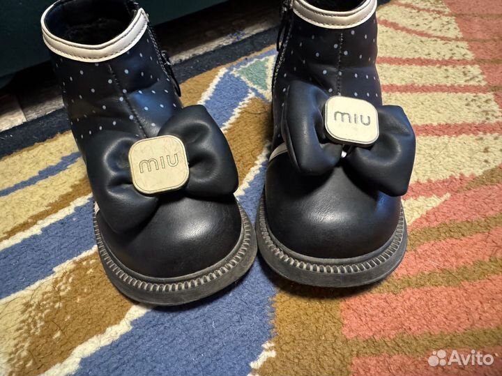 Ботинки демисезонные для девочки 24