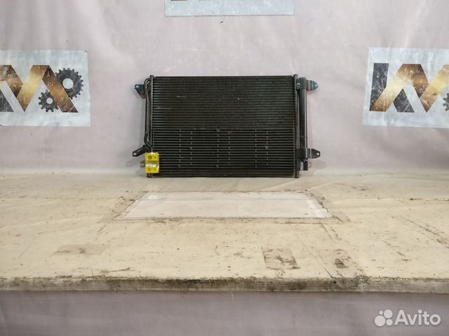 Фольцваген Джета 2011- Радиатор кондиционера 17589