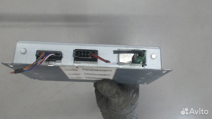 Блок управления радиоприемником Volkswagen Passat