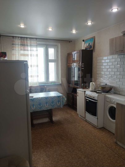 2-к. квартира, 70 м², 6/17 эт.