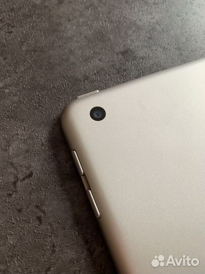 Планшет Apple iPad 6 (2018), на запчасти