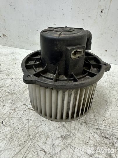 Моторчик печки Hyundai Elantra 3 XD