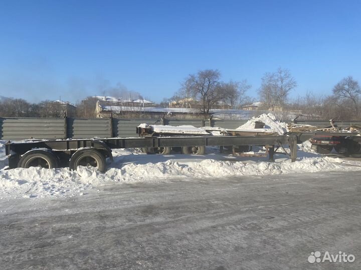 Полуприцеп цельнометаллический фургон Полуприцеп НВ-137, 1995