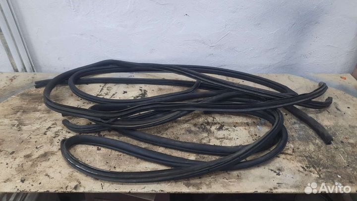 Уплотнители дверей mazda 3 bk