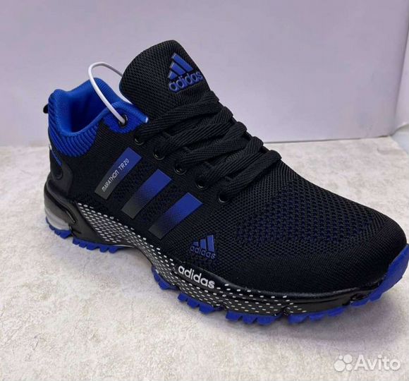 Кроссовки adidas