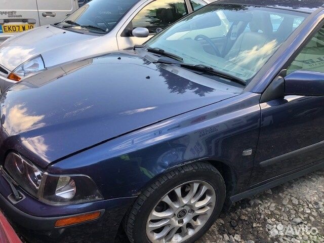 Разбор на запчасти Volvo S40 / V40