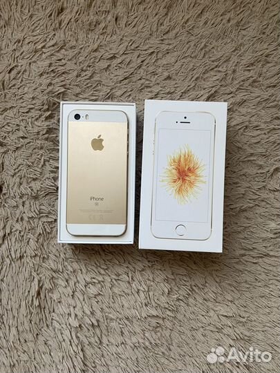 iPhone SE, 32 ГБ