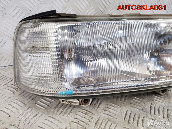 Фара правая Audi 90 B4