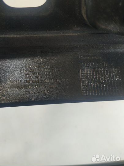 Renault duster Накладка передней панели