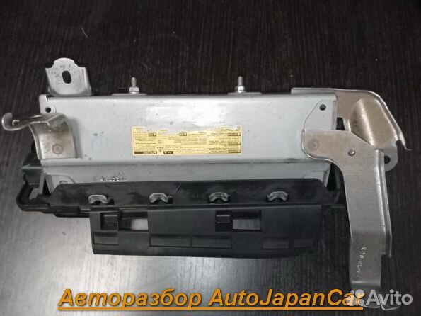 В колено подушка безопасности лексус нх