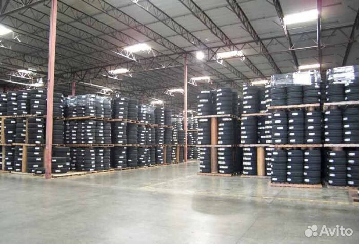 Westlake SA37 275/30 R19