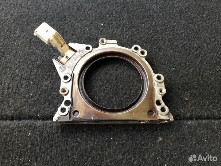 VolksWagen Touran тоуран Крышка Коленвала Задняя