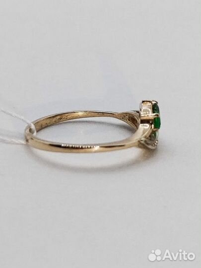 Золотое кольцо с камнем 17,5р