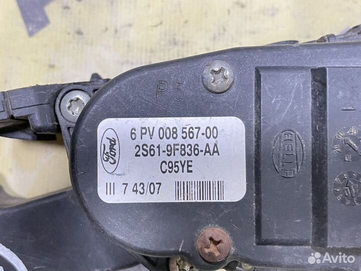 Педаль газа Ford Fusion