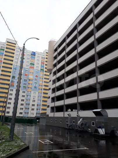 Машиноместо, 16 м²