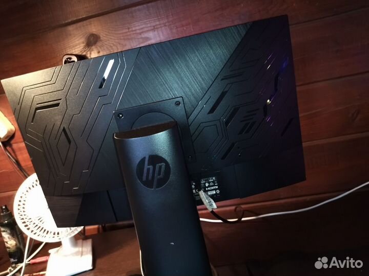 Монитор HP 24