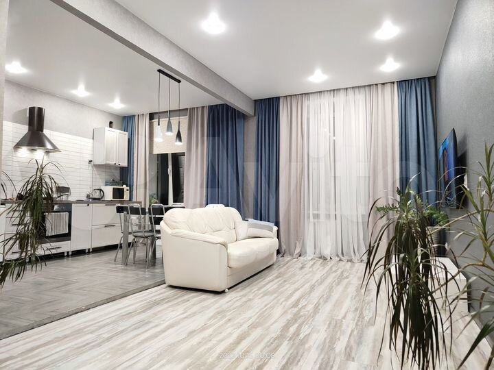 3-к. квартира, 74 м², 4/4 эт.