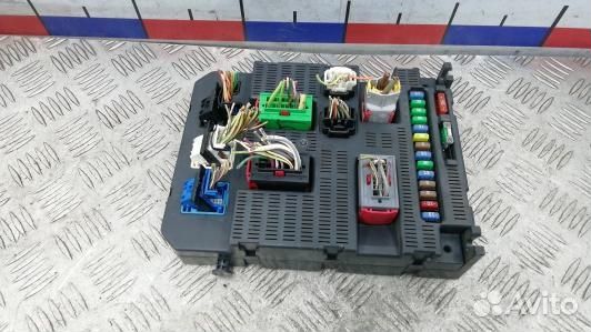 Блок комфорта citroen C4 1 (LBE18M301)