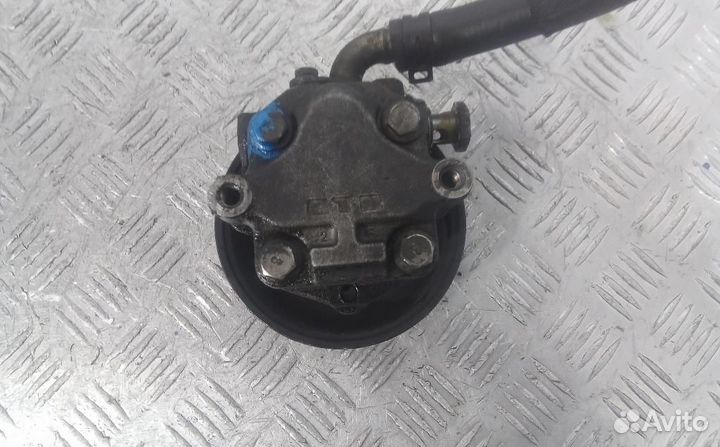 Насос гидроусилителя Audi Q7