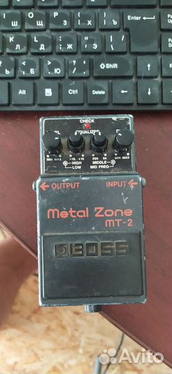 Гитарная педаль boss metalzone