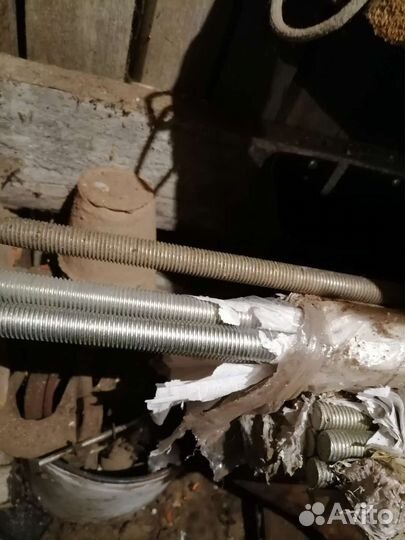 Шпилька резьбовая м 20