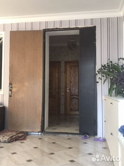 Дверь входная металлическая