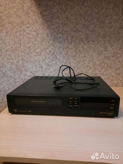 Видеомагнитофон NEC