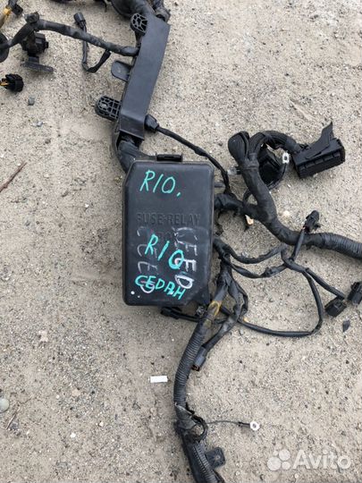 Kia Rio 2005-2011 проводка под копотная 912461g081