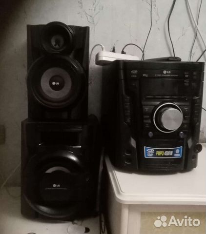 Музыкальный центр