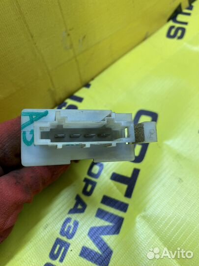 Резистор отопителя Skoda Octavia A5