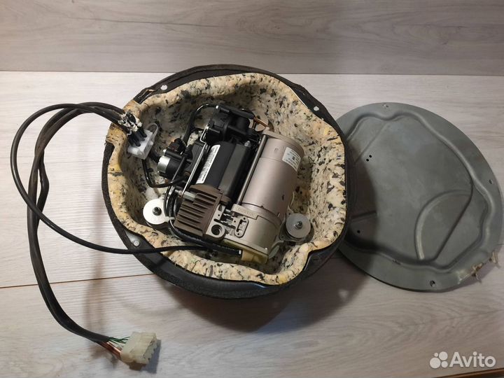 Компрессор подвески (насос) Land Rover Range Rover