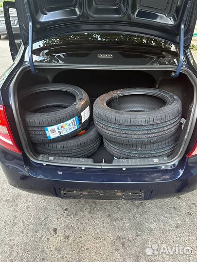 Tracmax X-Privilo TX5 195/50 R16