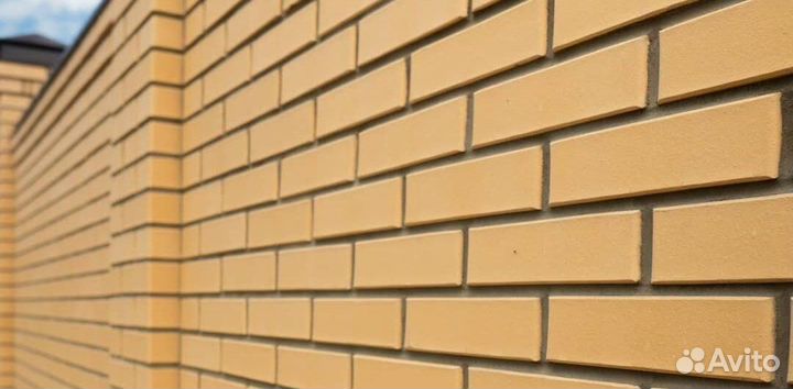 Кирпич облицовочный светлый