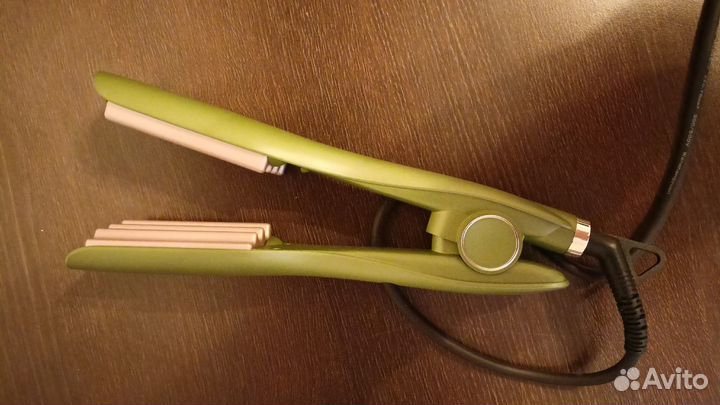 Щипцы для завивки волос