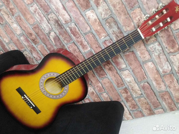 Классическая гитара новая 3/4