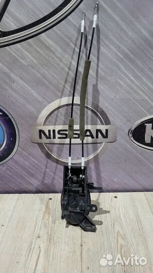 Ручка двери внутренняя салона Nissan micra K12 Лев