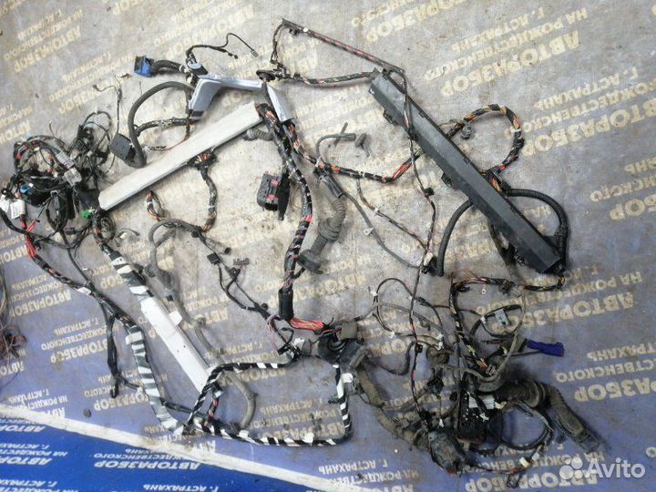 Проводка салона Opel Astra H универсал Z16XER 2012