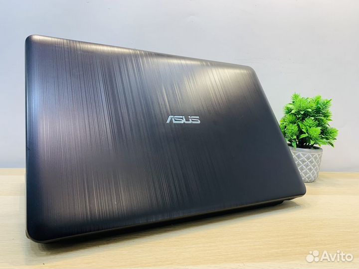 Ноутбук Asus