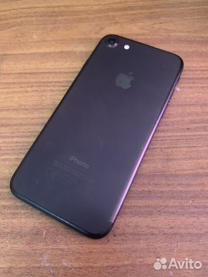 iPhone 7, 32 ГБ