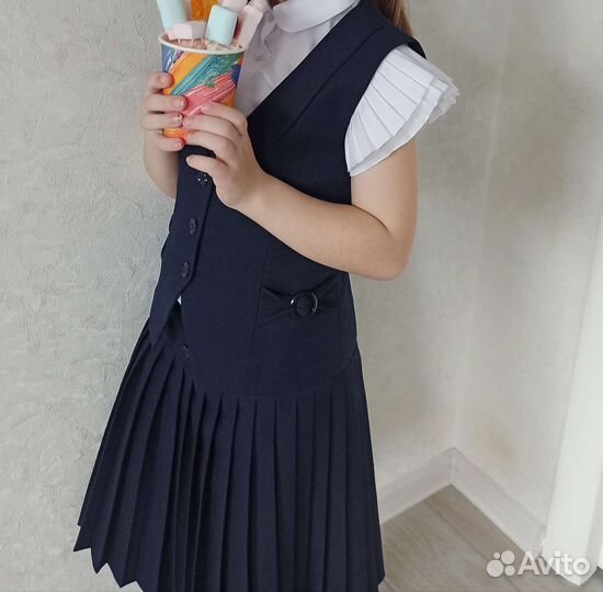 Форма школьная для девочки 1-3 класс юбка+жилет