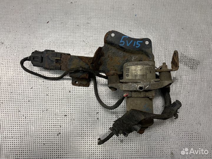 Б/У Насос вакуумный Opel Insignia 2008-2017