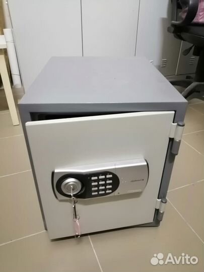 Сейф Diplomat 125 EK