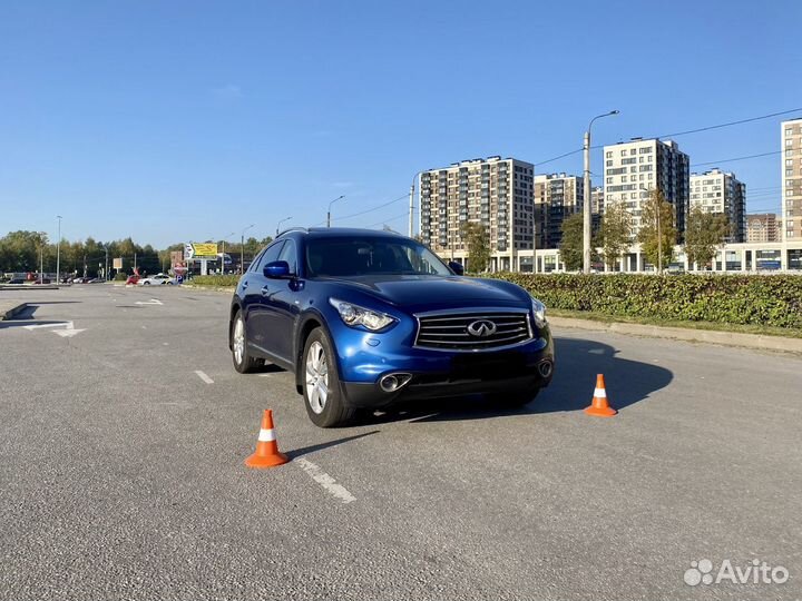 Супер Автоинструктор Женщина Уроки Вождения АКПП