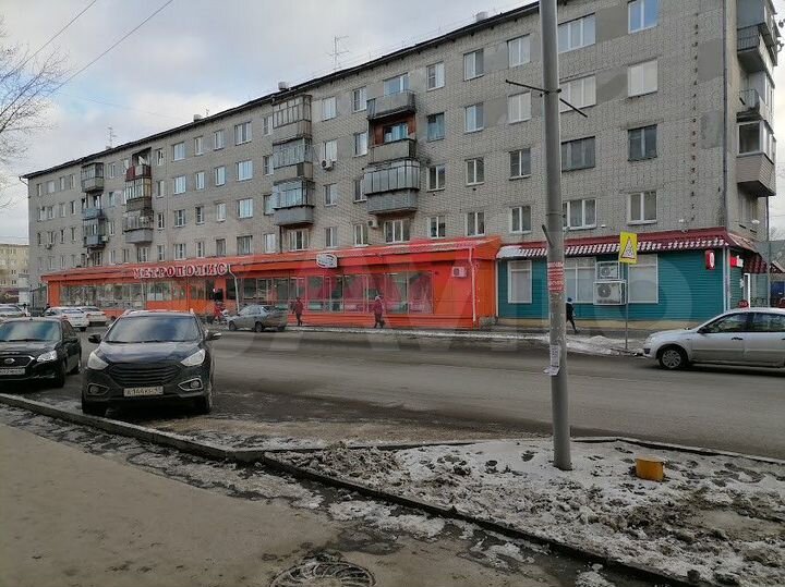 Курган, Торговая площадь, 45 м²