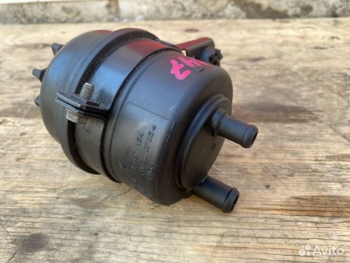 Бачок гидроусилителя руля BMW 3 E46 E87 E90 E82