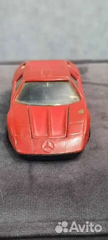 Модель автомобиля mercedes с 111