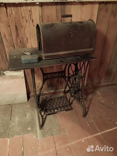 Швейная машинка Зингер(Singer)
