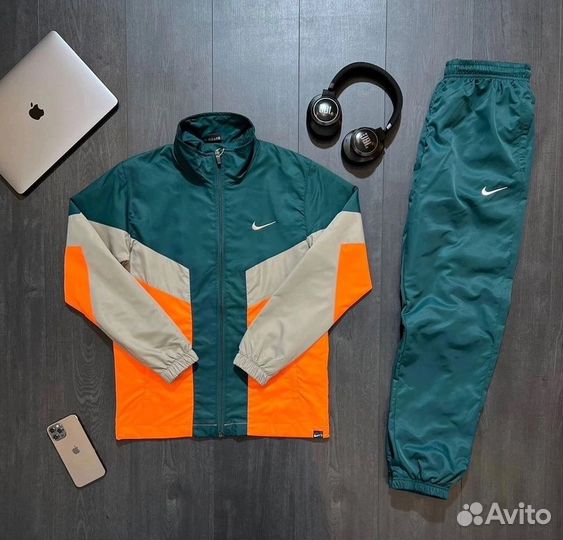 Спортивный костюм Nike