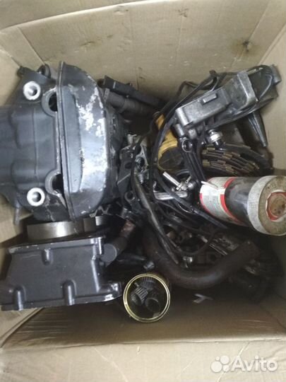 Запчасти на двигатель мотоцикла kawasaki zzr1100